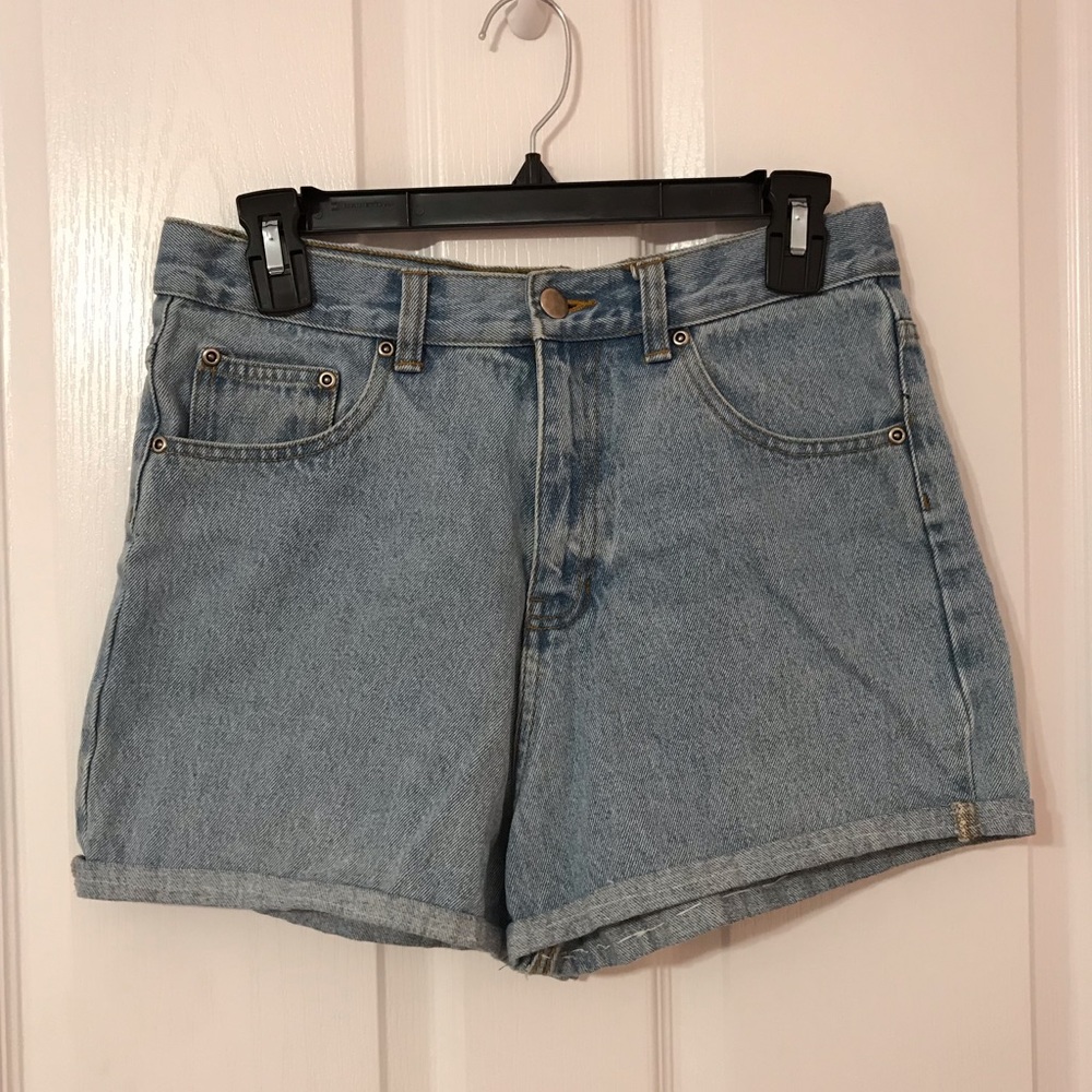 DIY high waisted jean shorts
